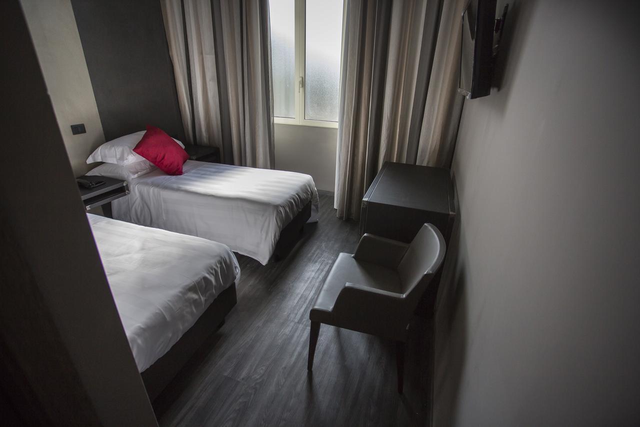 Hotel V99 Rom