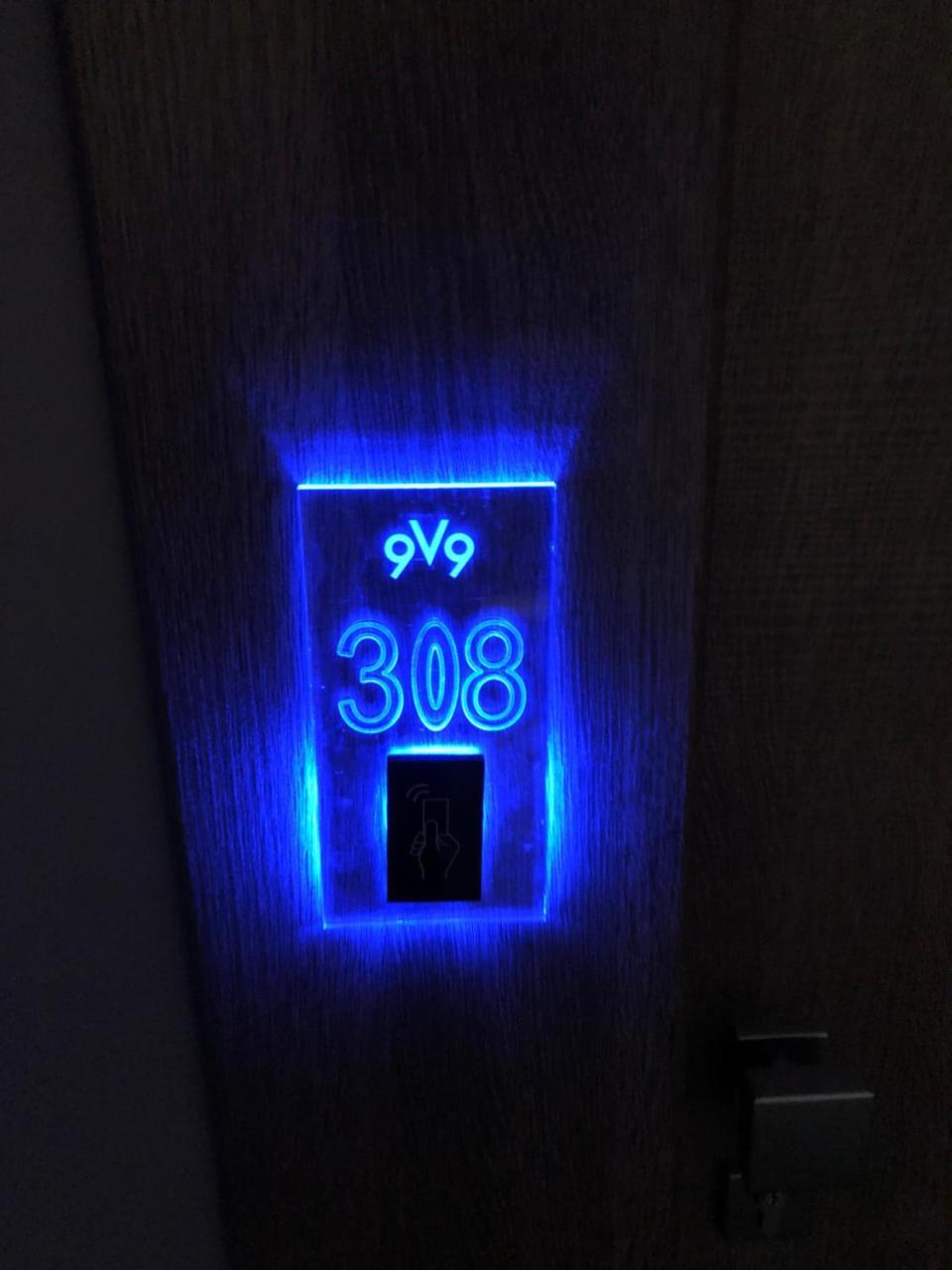 V99 4* Rom